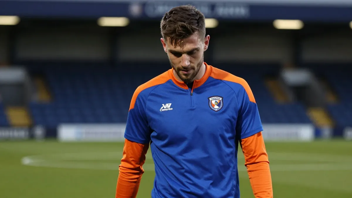 Rochdale AFC has signed Kane Taylor on loan from Aston Villa, bolstering their midfield ahead of the new season