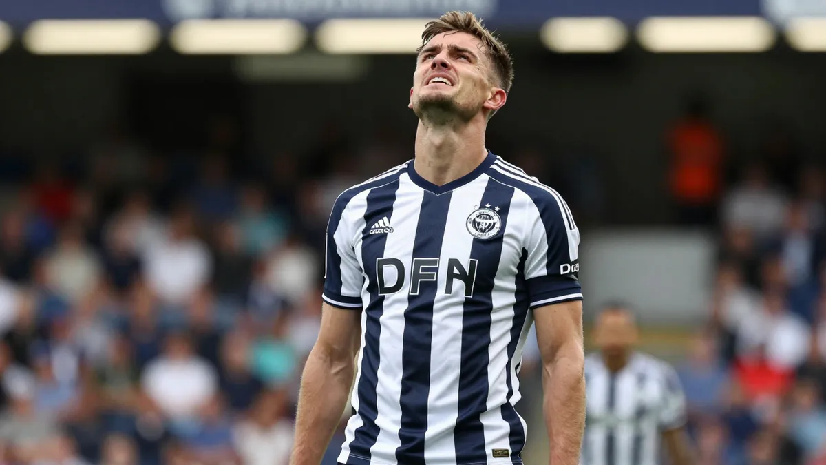 Rochdale A.F.C. suffered heartbreak as York City scored a 103rd-minute equaliser to clinch the National League title...